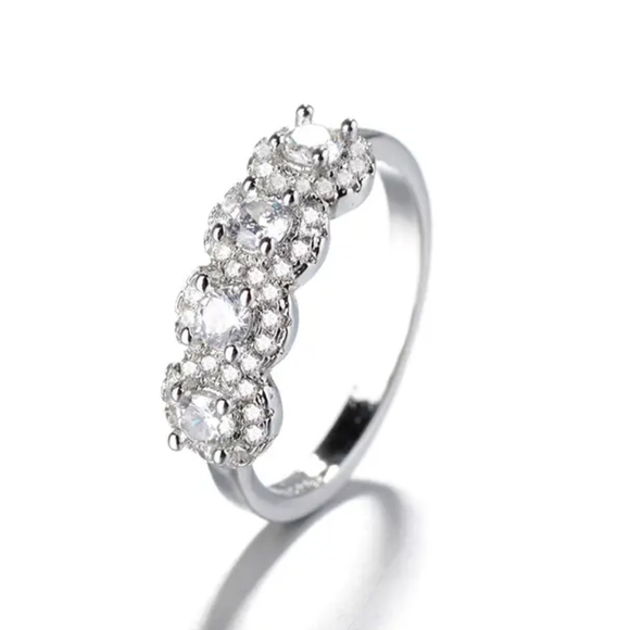 Women's ring 925 sterling silver plated rhinestone size 6 to 9 - Picture 3 of 6